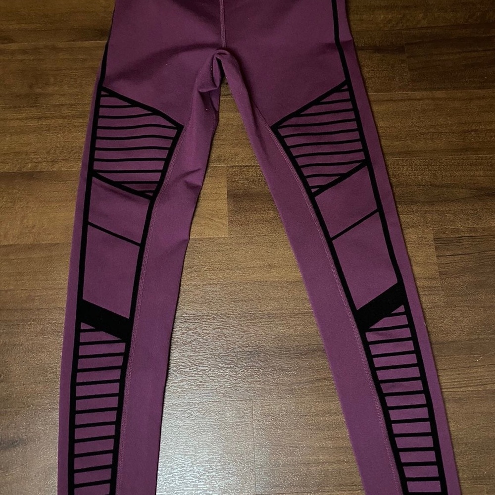 Alo Yoga Maroon Moto Leggings (Medium)